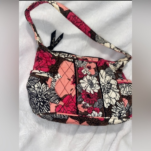 Vera Bradley Pink Quilted Shoulder Bag and matching wallet. - Picture 14 of 16